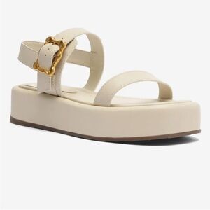 SCHUTZ Wavy Buckle Platform Sandal in Cream
